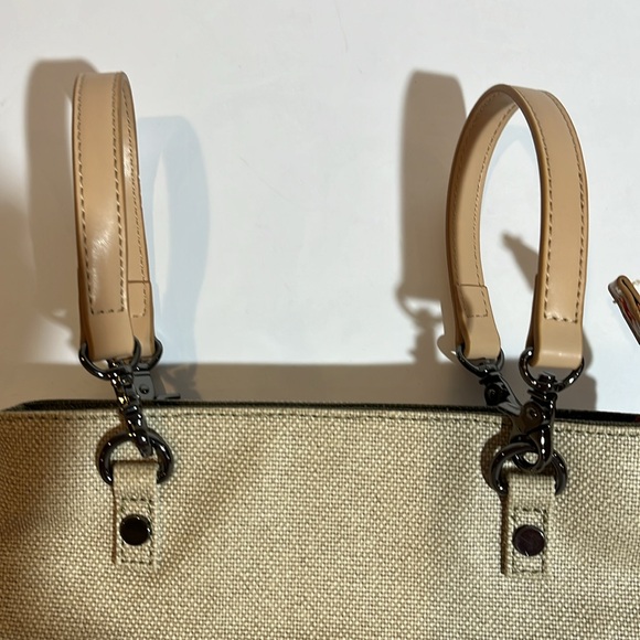 Sherpani Rebel Crossover Foldover Purse - Picture 10 of 13